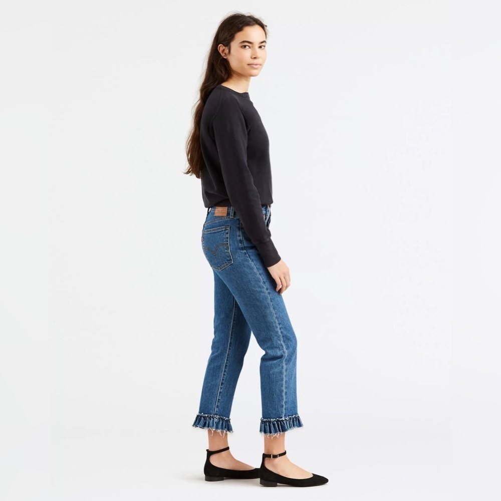 LEVIS WEDGIE FIT STRAIGHT RUFFLE HEM WOMENS DENIM HIGH RISE SIZE 31 CROP - Picture 2 of 12